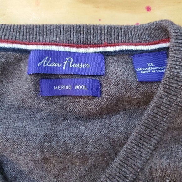 ALAN FLUSSER SZ XL BROWN 100%‎ MERINO WOOL V NECK LONG SLEEVE - Picture 3 of 3